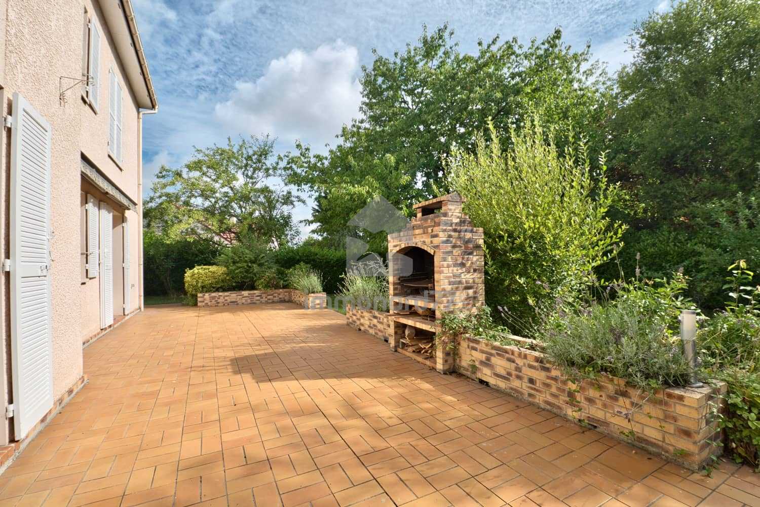 A louer maison claye souilly barbecue 6878f00487df5
