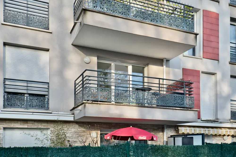 Balcon studio livry gargan 692c3076cfbc5