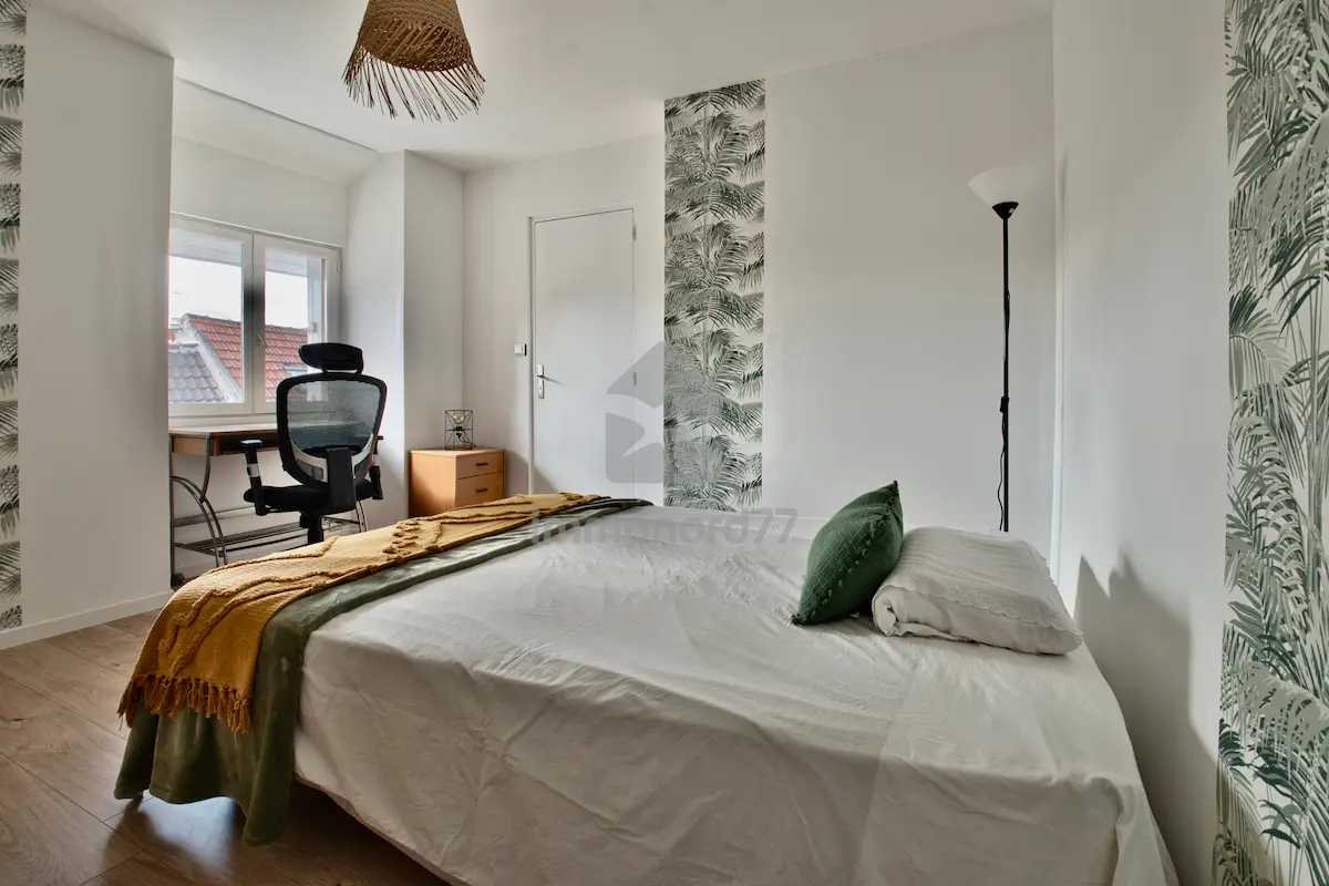 Chambre3 fenetre maison ville claye souilly 6aaaaedbcada1