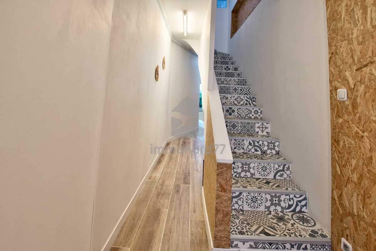 Couloir maison ville claye souilly 6aaaaf0fa7cc9