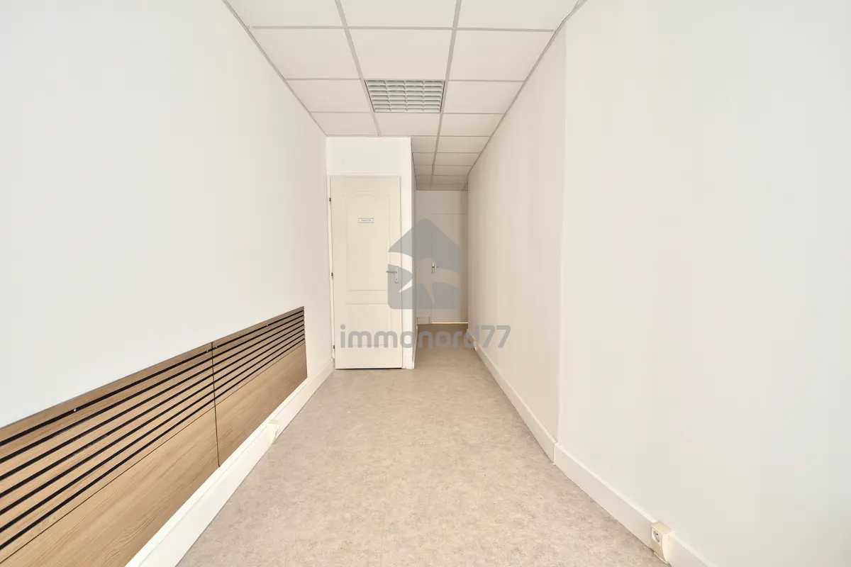 Entree local commercial claye souilly 6aaaaf226bd0e