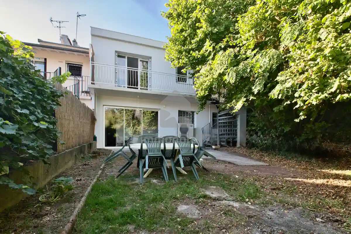Facade arriere maison ville claye souilly 6aaaaf39d42b9