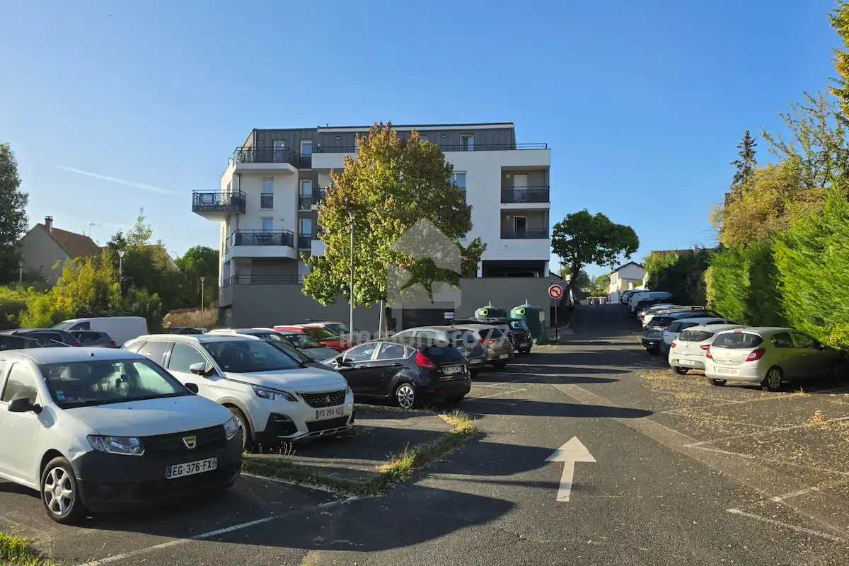 Parking gratuit maison ville claye souilly 6aad4a1511e4e