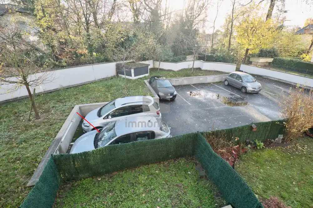 Parking studio livry gargan 692c3093725b1