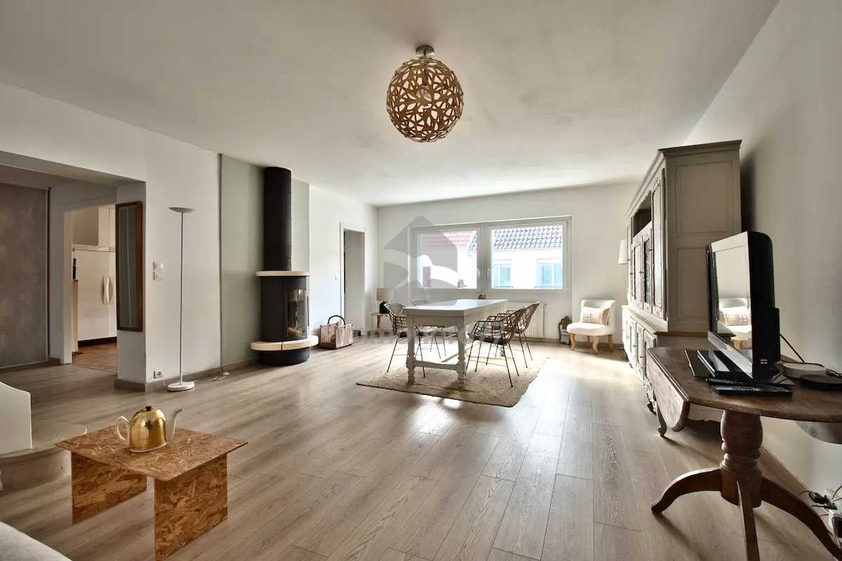 Sejour plan large maison ville claye souilly 6aaaaf635e212