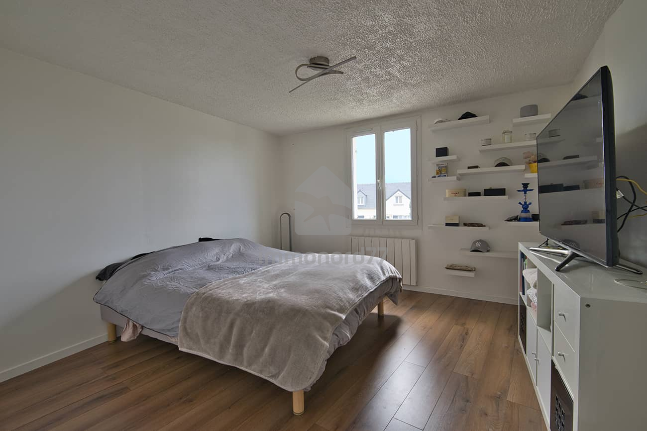 Vente 3pieces couloir fresnes sur marne 656849c042586