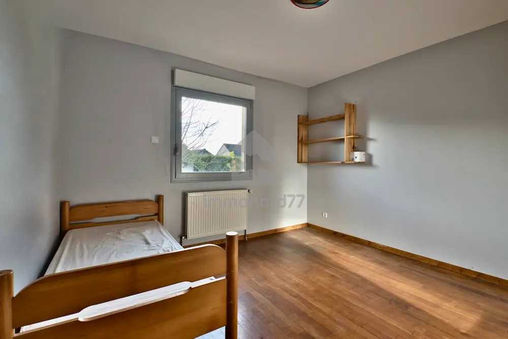 Vente maison auzouville sur ry chambre3 690affde55a6b