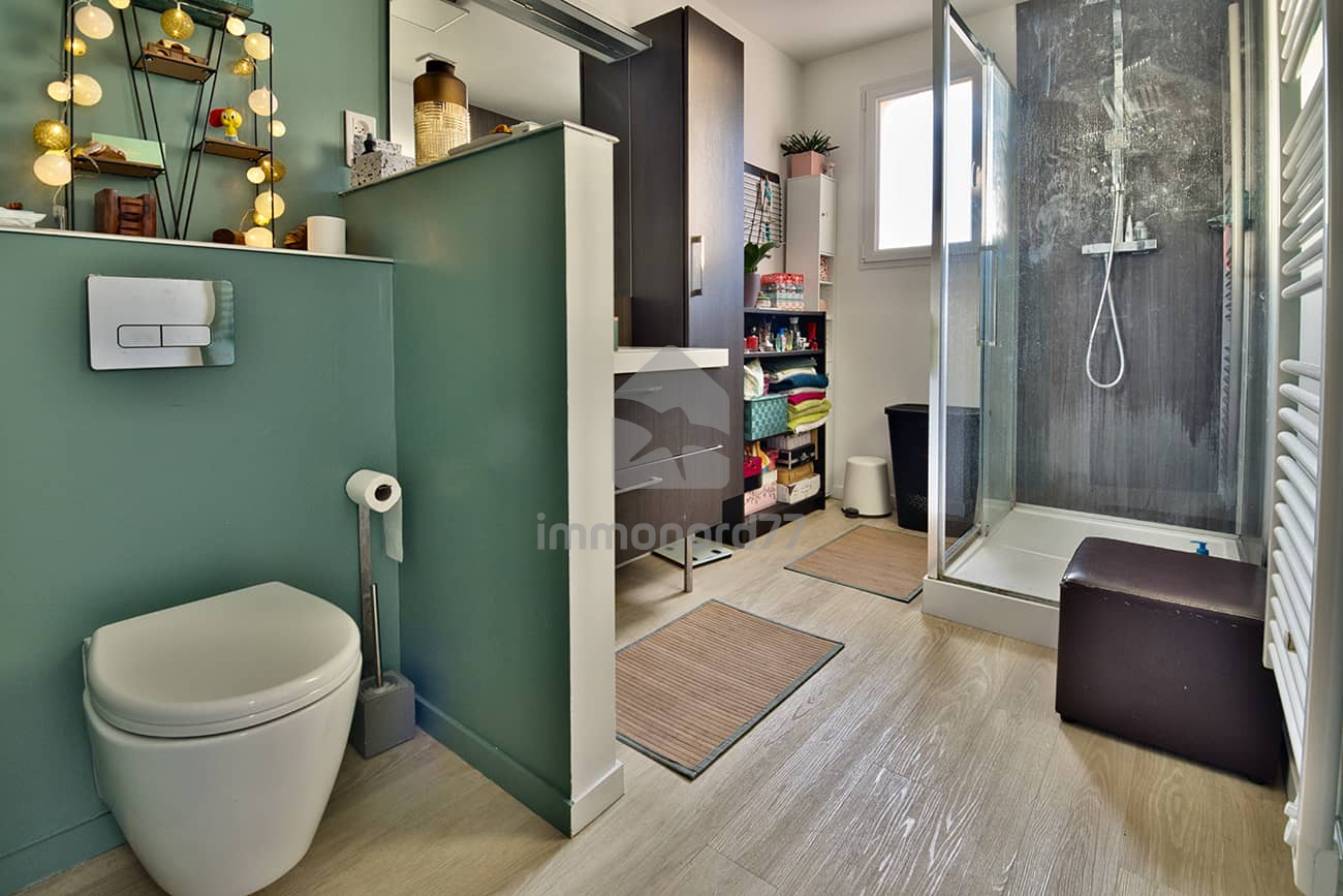Vente maison messy douche large 656da6d34b2cf