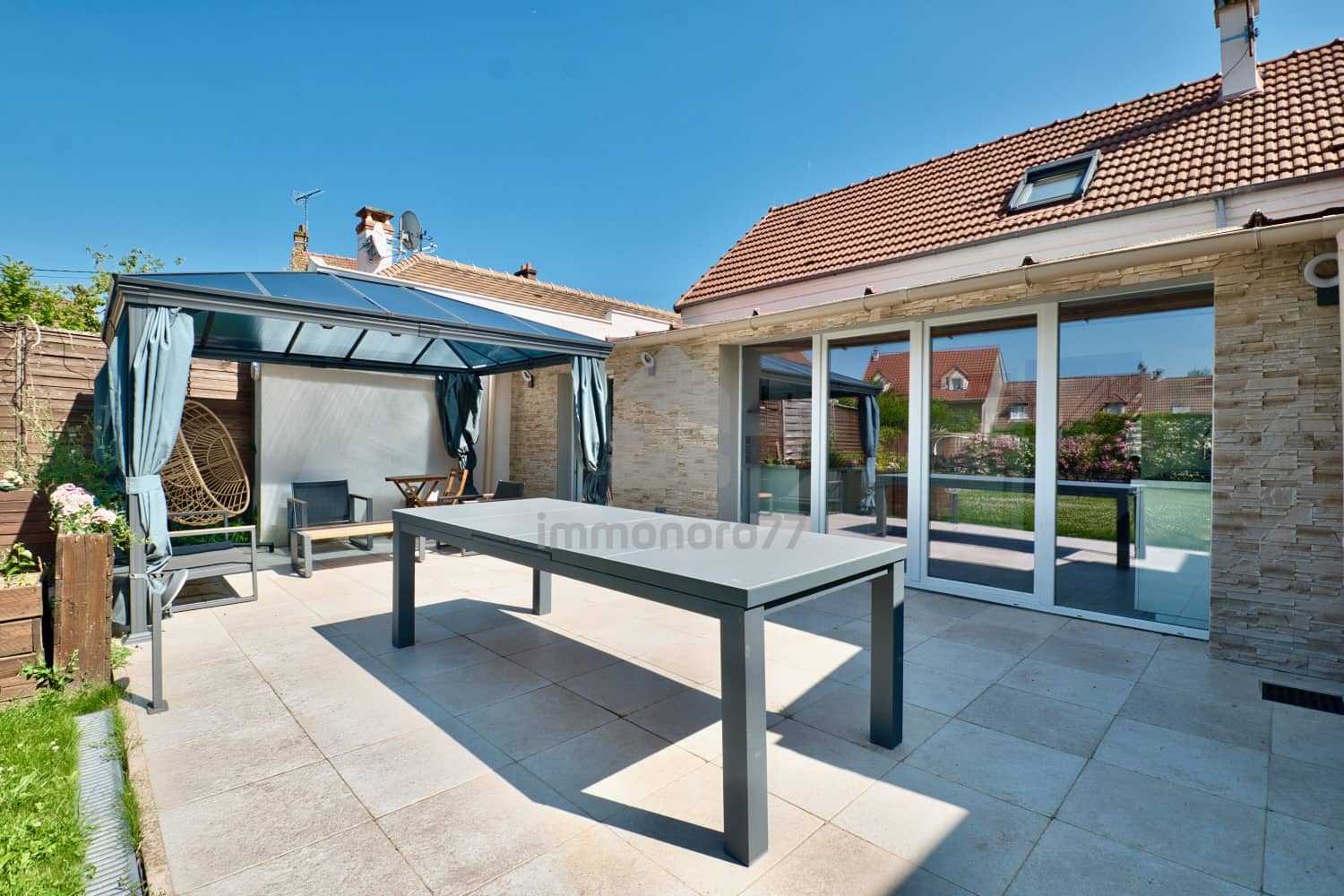Vente maison messy terrasse table 68543b3d8a1ae