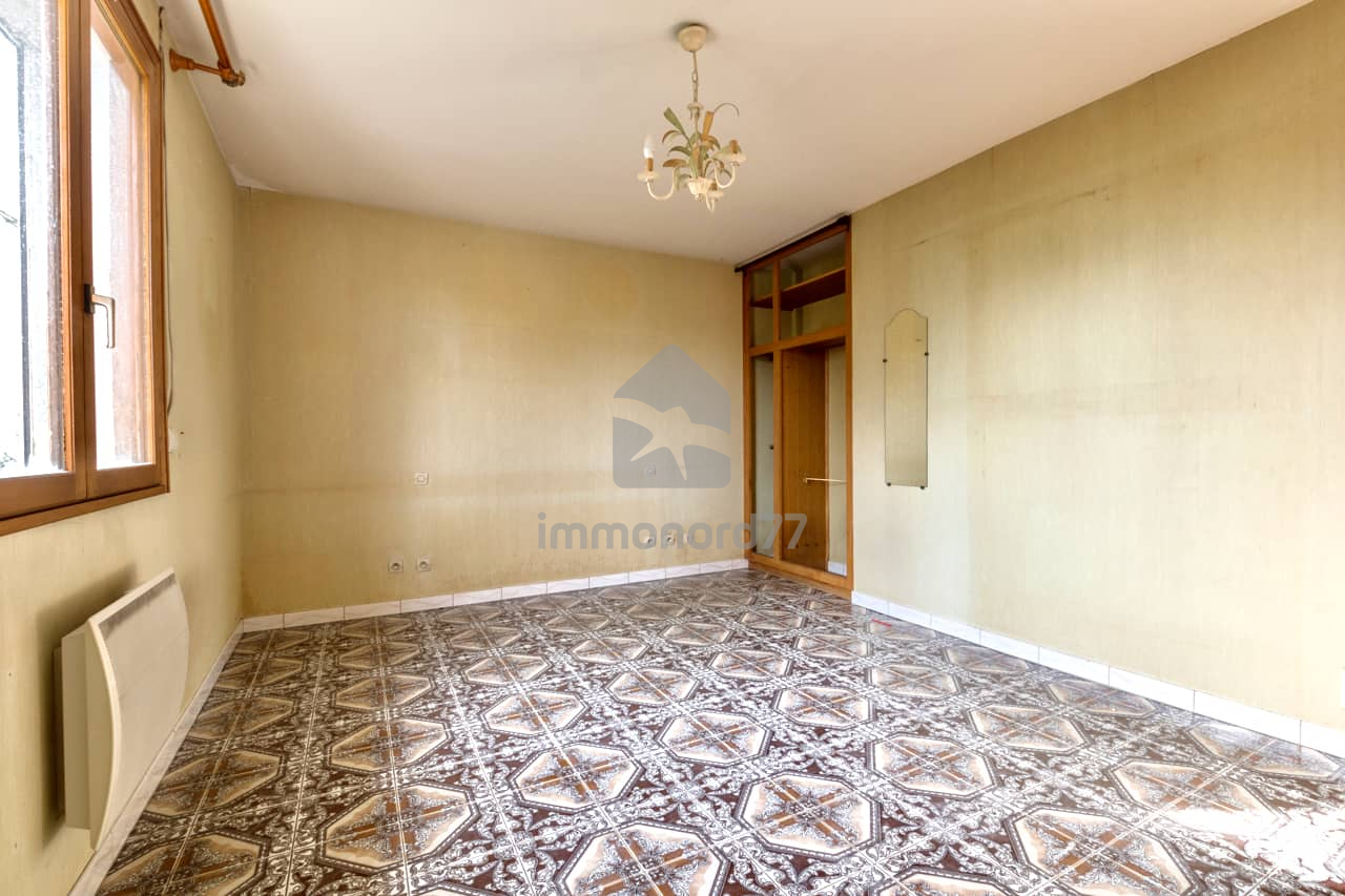 Vente maison oissery chambre2 6541a7574a344