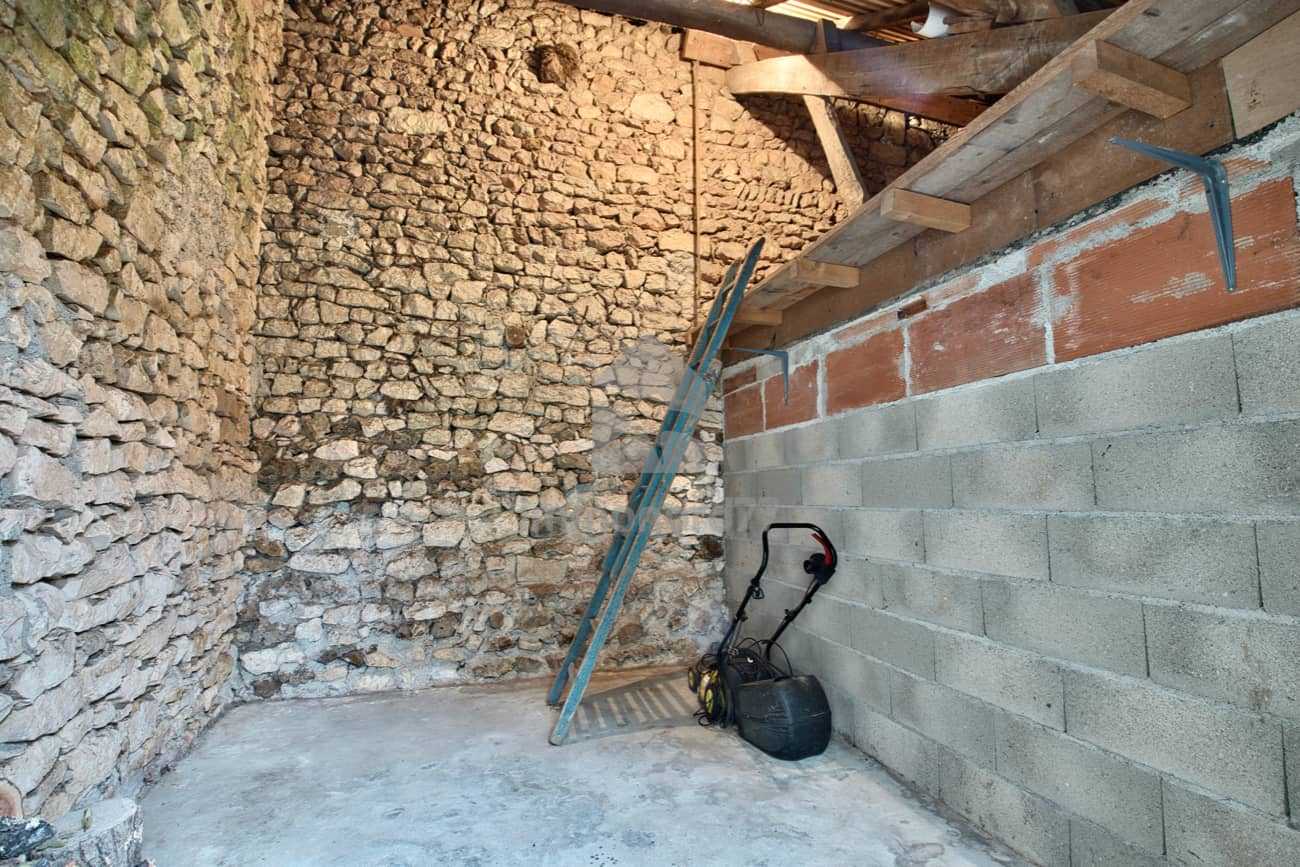 Vente maison roche posay atelier2 65cc79bb569bf