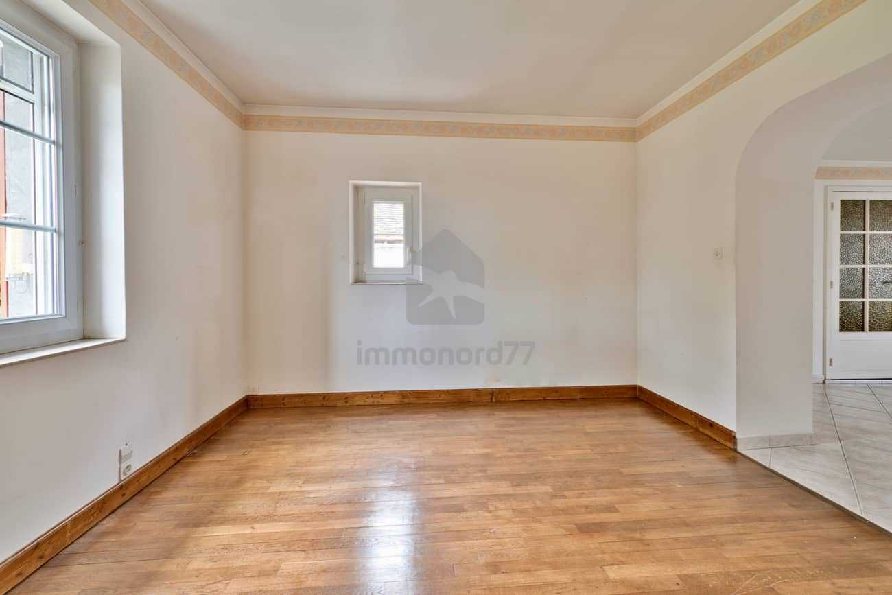 Vente maison roche posay salle a manger cote 65cc79f47583f