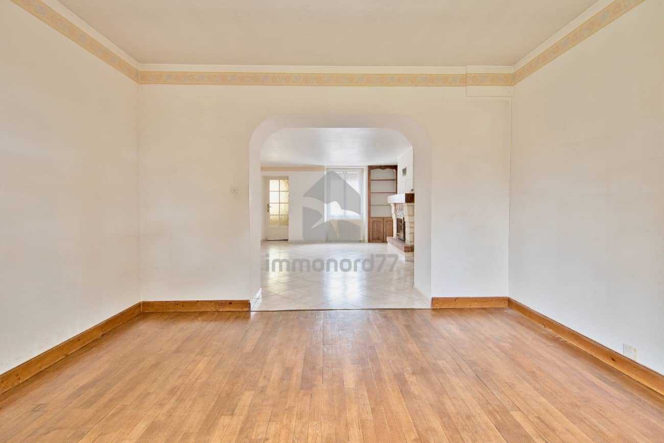 Vente maison roche posay salle a manger salon2 65cc79f48d527