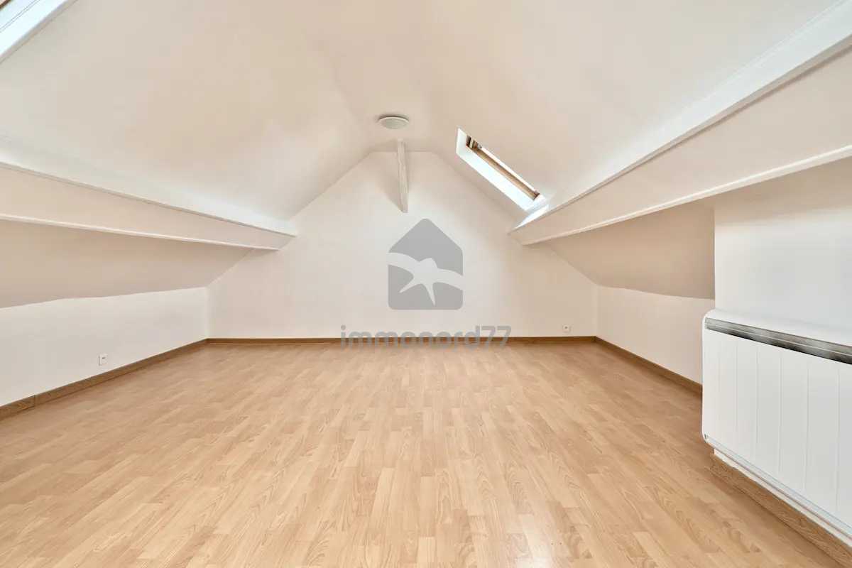 Vente maison thieux chambre3 69f21c28550b8