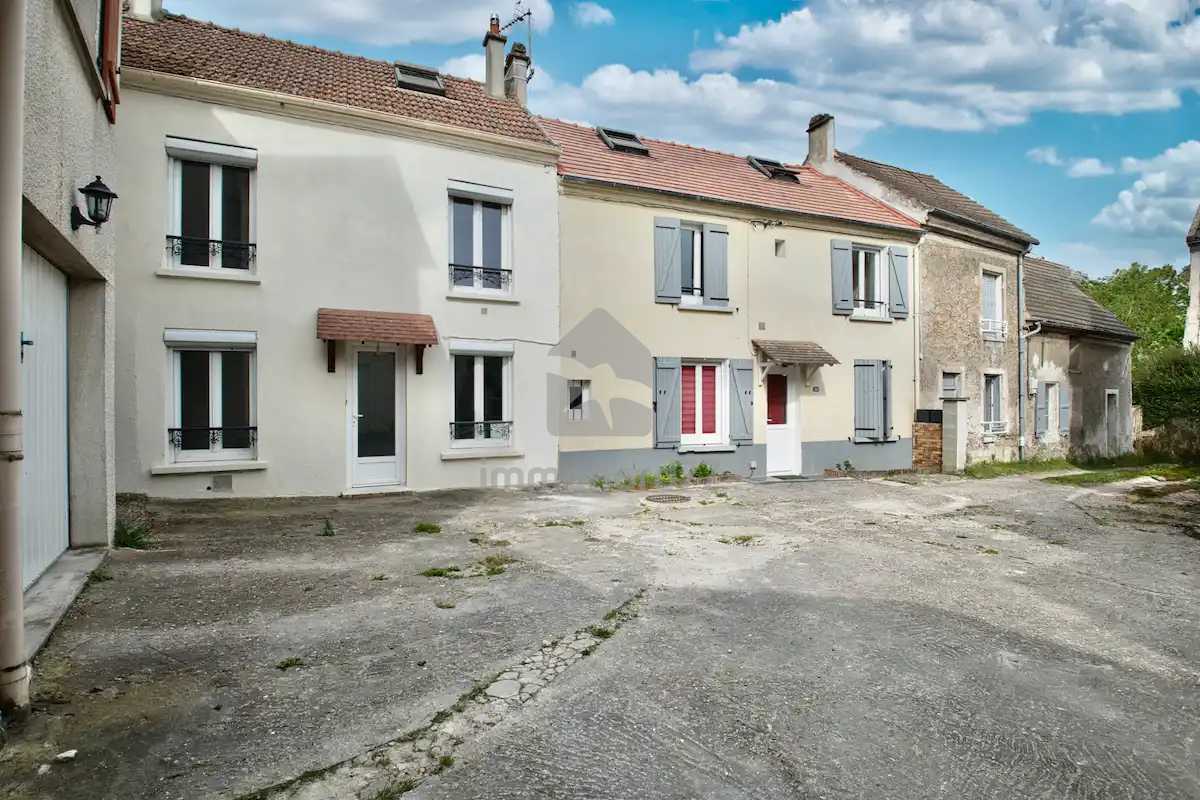 Vente maison thieux parking facade 69f21c39aeb6f