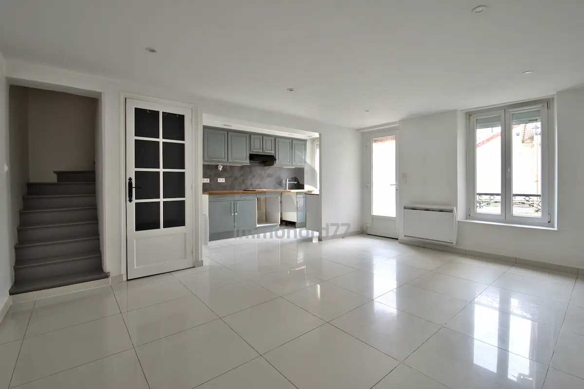 Vente maison thieux salon cuisine 69f21c39cc0b2