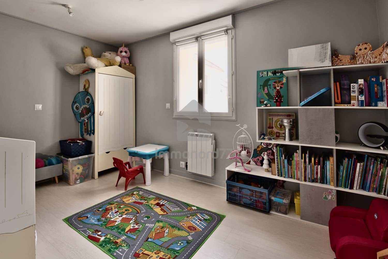 Vente maison ville claye souilly chambre1 687fb9d38beb9