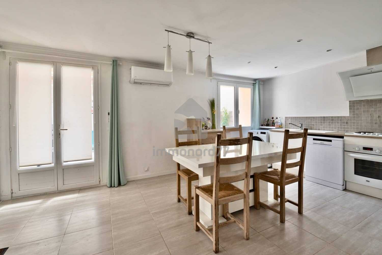 Vente maison ville claye souilly table cuisine 687fb9d359dc9