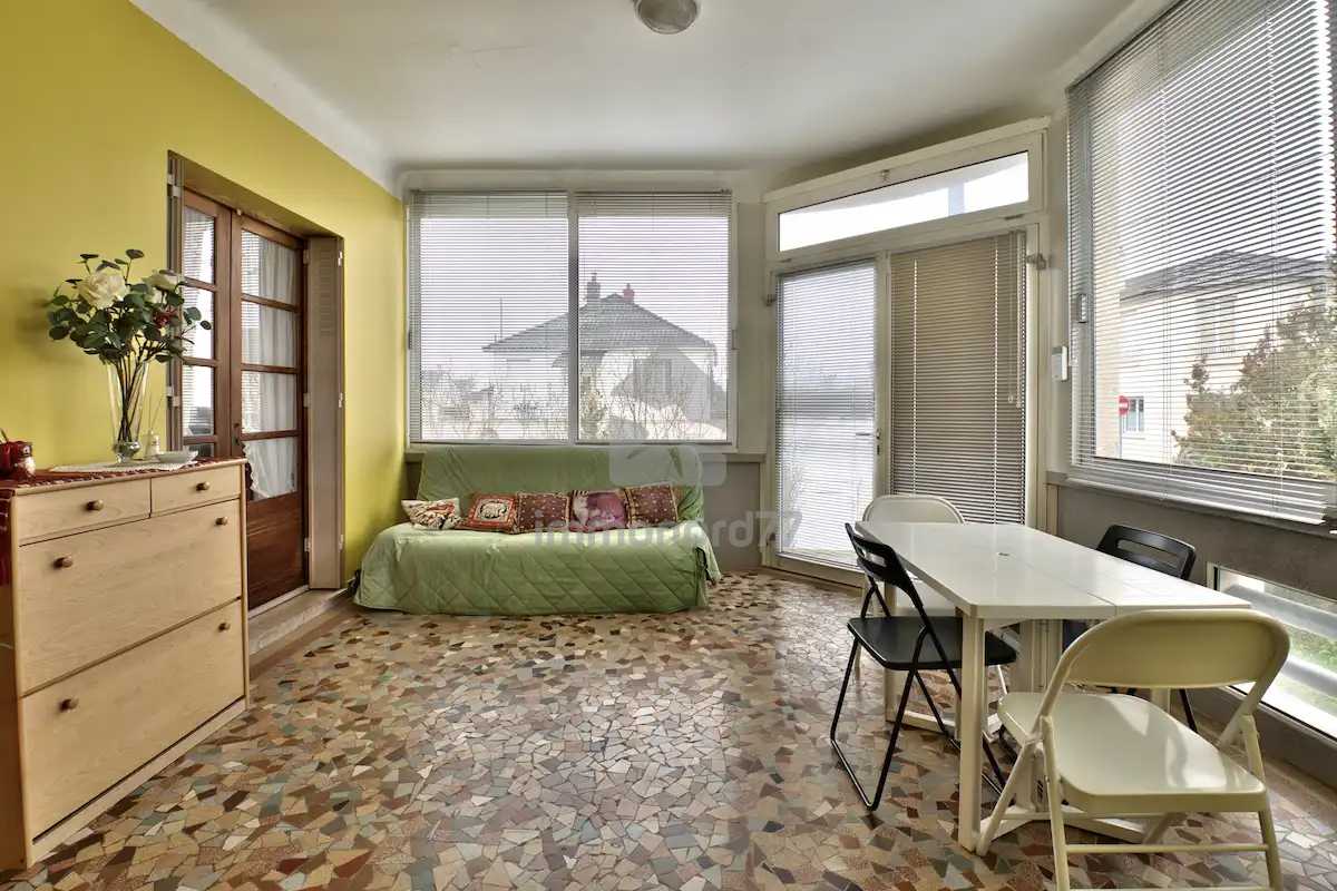 Vente maison villeparisis entree veranda 698c5014015c5