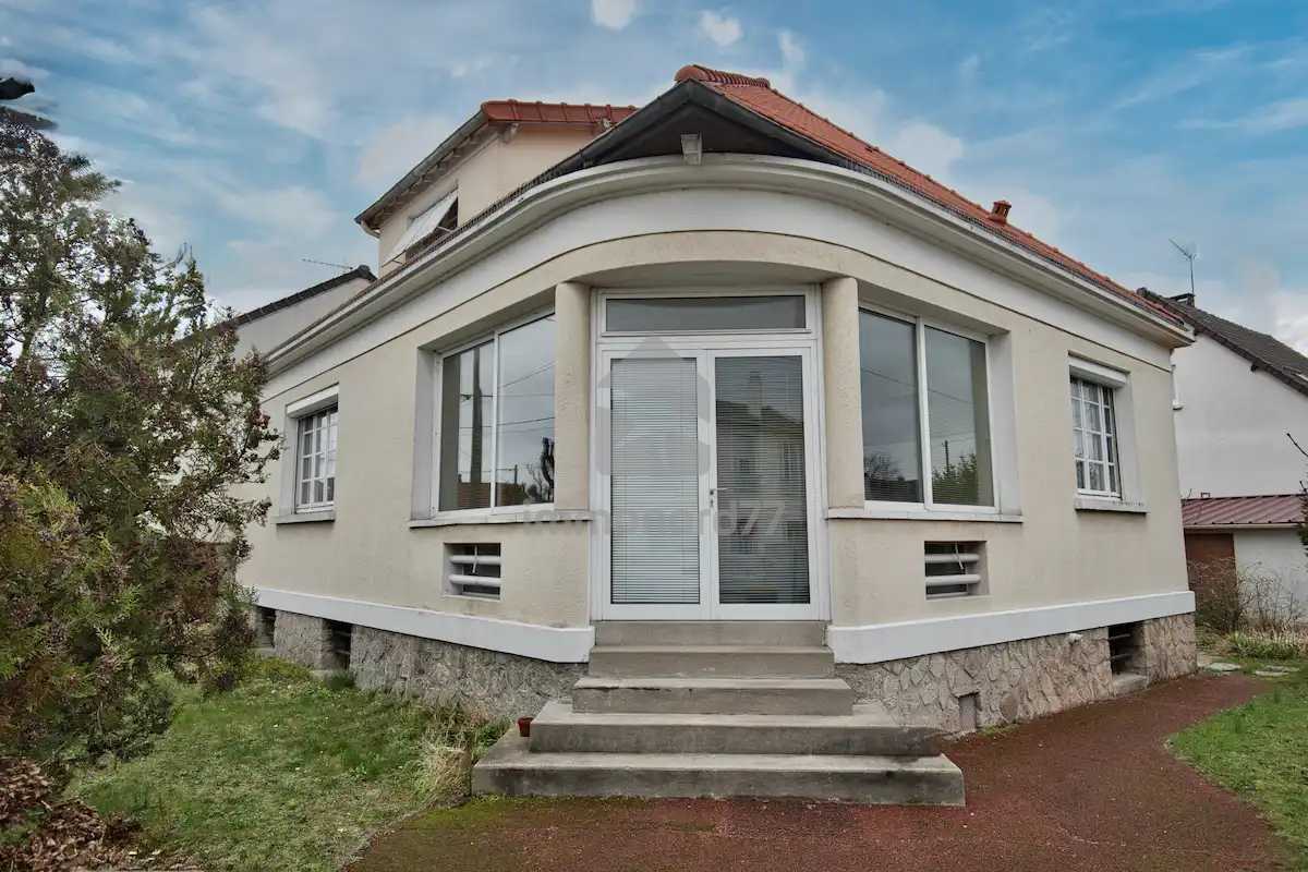 Vente masion villeparisis entree 698c4fd7d8e10